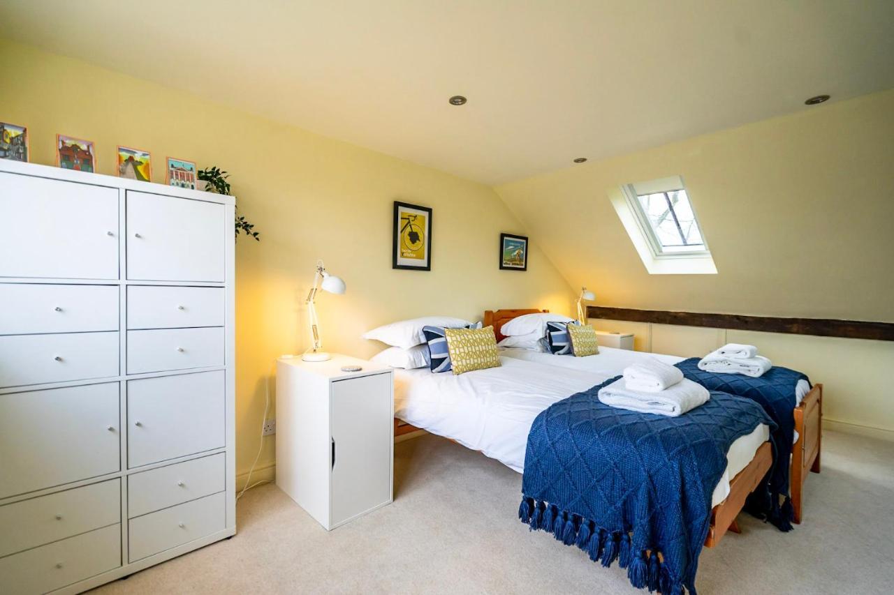 7 St John's Crescent *