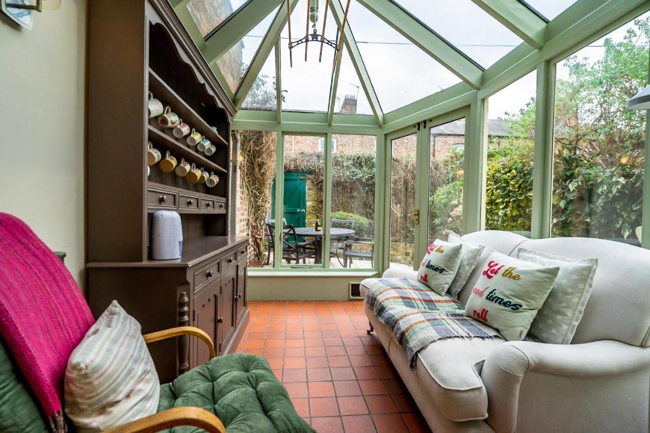 7 St John's Crescent Holiday home York